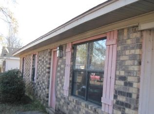 543 Oak St, Lake Village, AR 71653