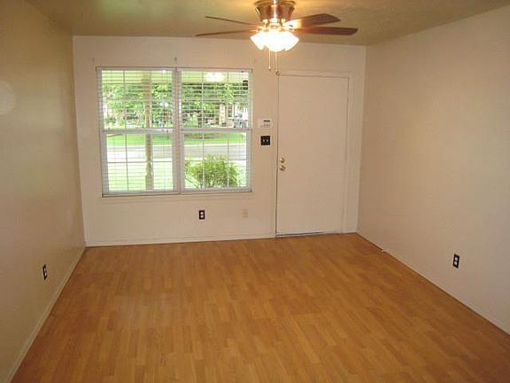 3rd image of 404 N Butler St