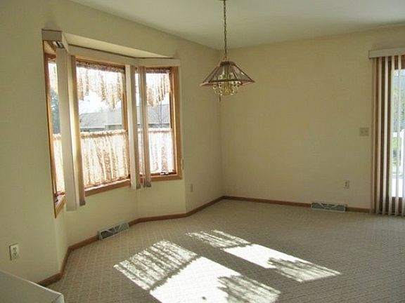 5th image of 1505 W Union Ave