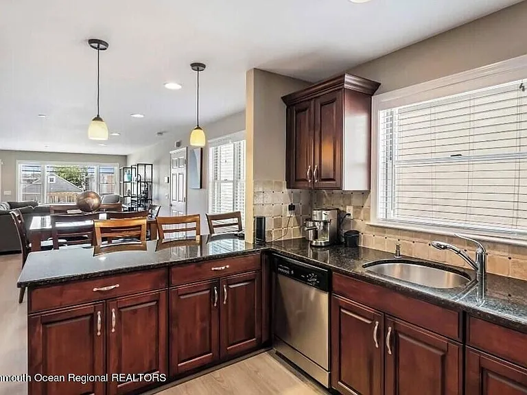 132 Hancock Ave #1 — Photo 12