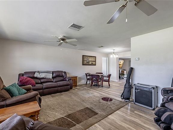 5th image of 2321 SE 16th St