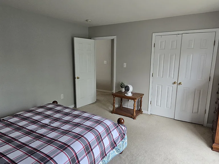 4804 Coachmans Landing Ct — Photo 34
