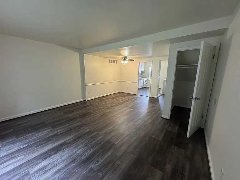 36 Cartwright Ct — Photo 4