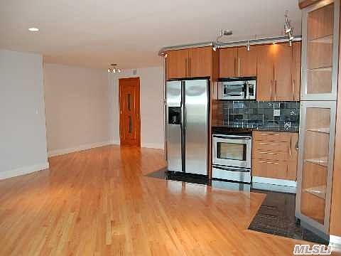 1st image of 521 Broadway
