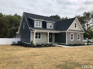 620 Christian Light Rd, Fuquay Varina, NC 27526