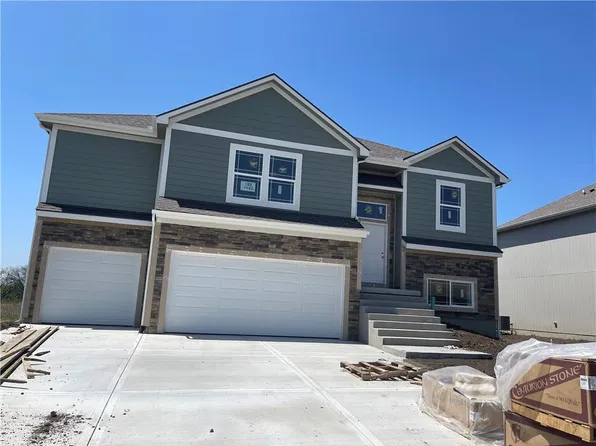 1482 N 162nd Ct, Basehor, KS 66007