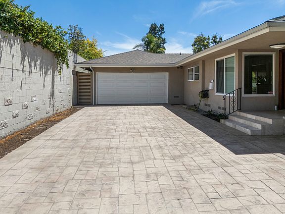 3rd image of 1808 Fern Ln