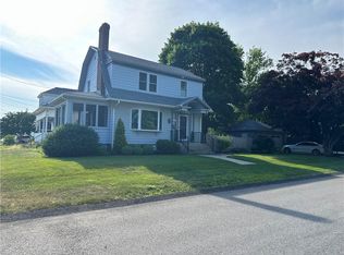 149 Alexander St, Cranston, RI 02910