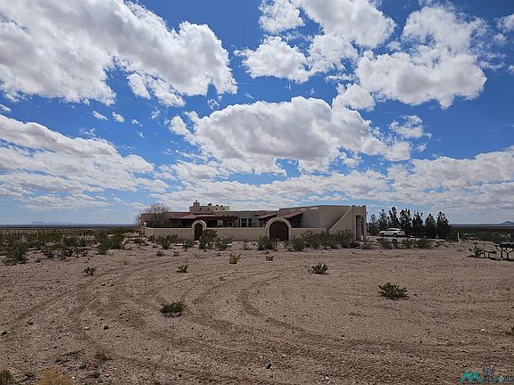 3rd image of 12195 Sierra Azul Rd NE