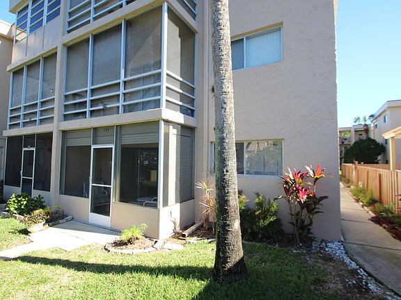 2nd image of 3150 N Harbor City Blvd APT 124