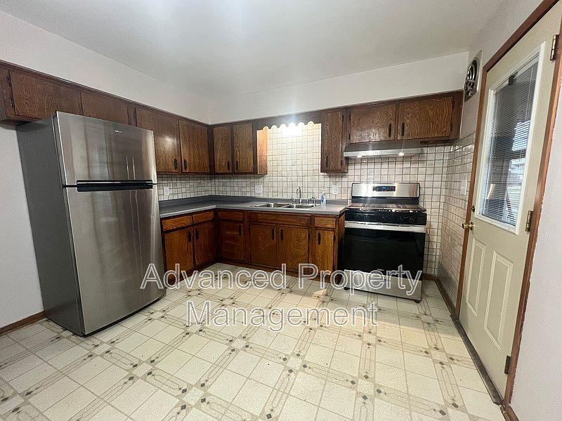2nd image of 5740 N 91st St #2