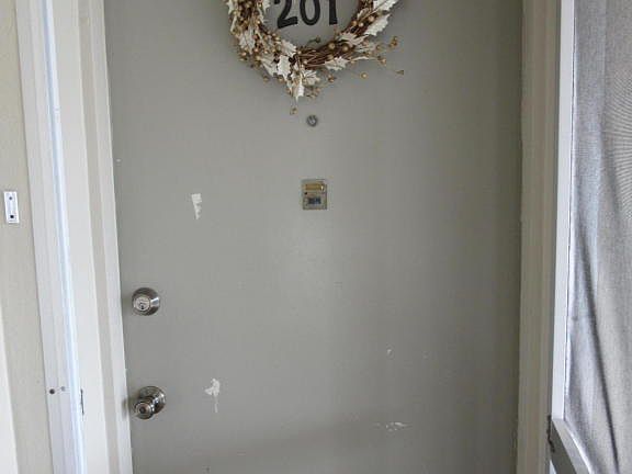 3rd image of 21 Lake Vista Trl APT 201