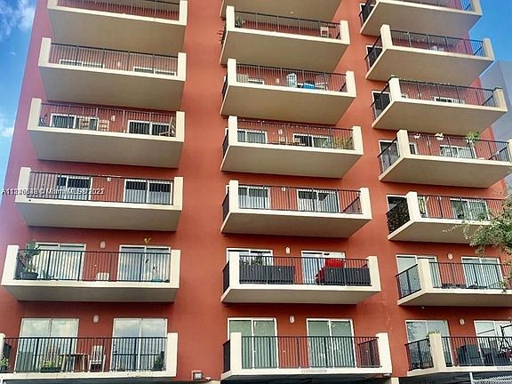 5th image of 3410 Coral Way APT 206