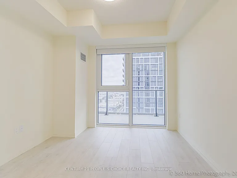 9000 Jane St #2102 — Photo 19