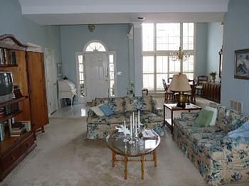 3rd image of 318 Valley Green Ct