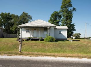 1275 Francis Sartory Rd, Warsaw, IL 62379