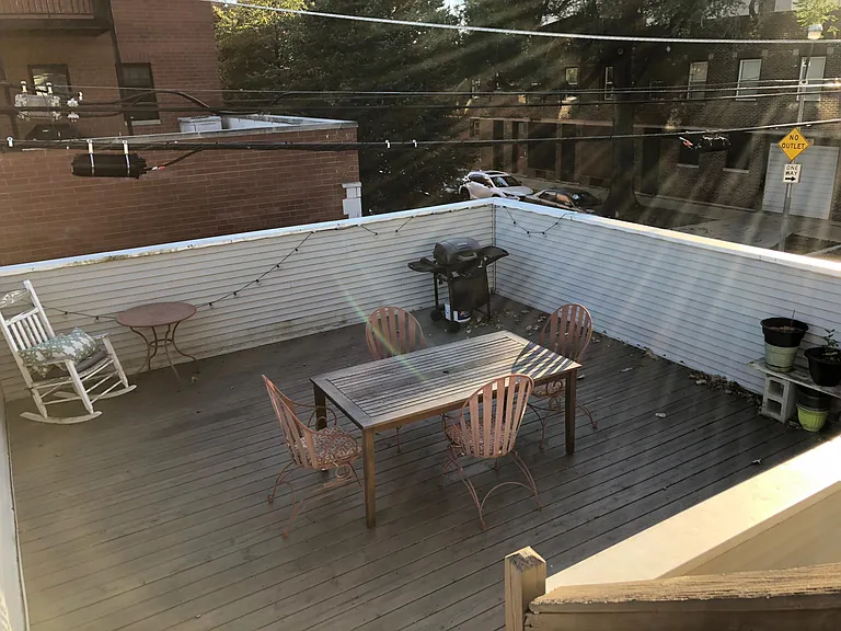 3209 N Oakley Ave #2 — Photo 16