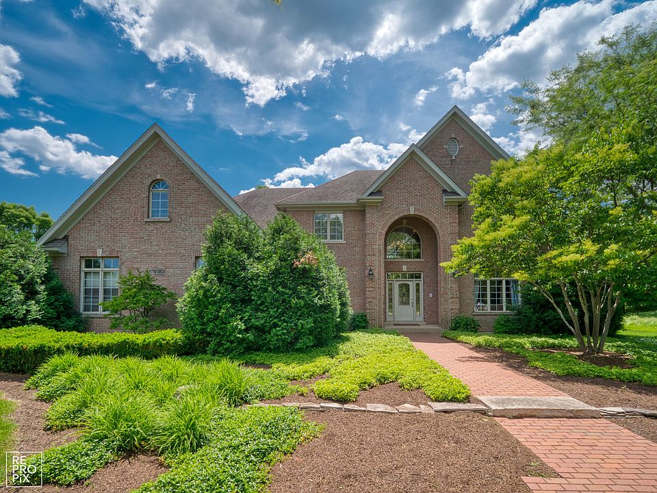 1st image of 37W963 Heritage Oaks Dr