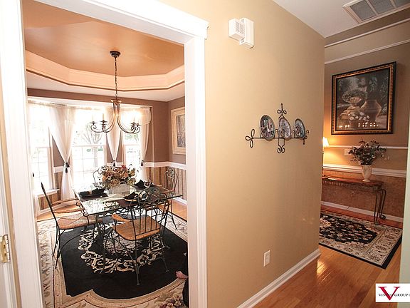5th image of 12320 Creektree Ct