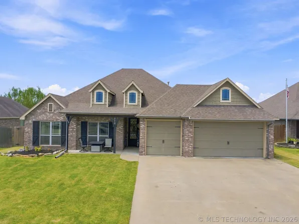 8416 N 76th East Ave, Owasso, OK 74055
