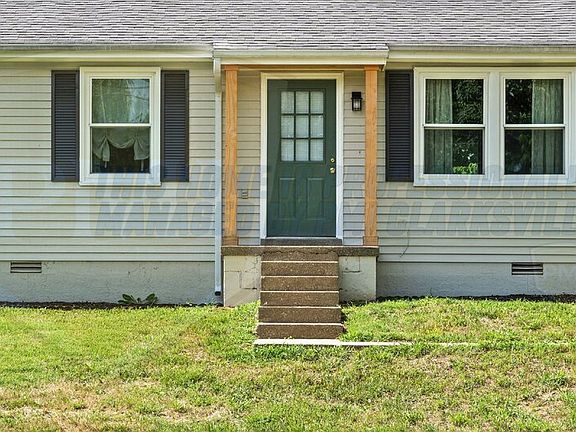 2nd image of 2181 Blakemore Dr