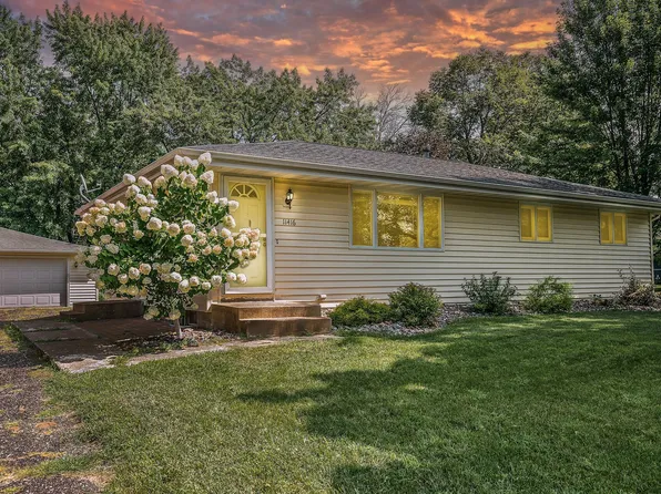 11416 Wisconsin Ave N, Champlin, MN 55316