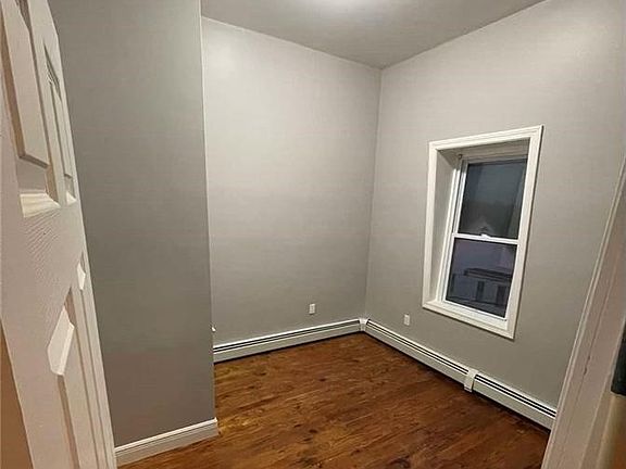 5th image of 30 Fallon Ave #3