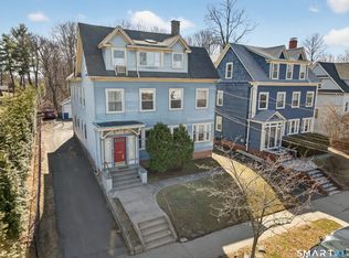 224 Huntington St, New Haven, CT 06511