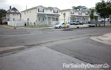 1st image of 472 Beach 69th St