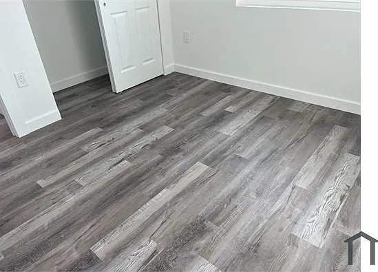 727 Jack Ave S — Photo 13