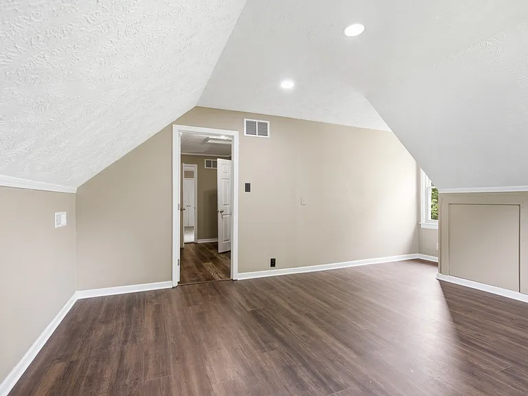 1343 Cason Trl — Photo 14