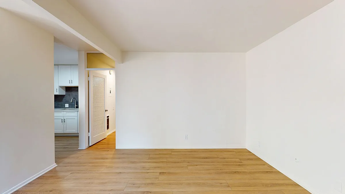 Building Photo - 570 N Madison Ave