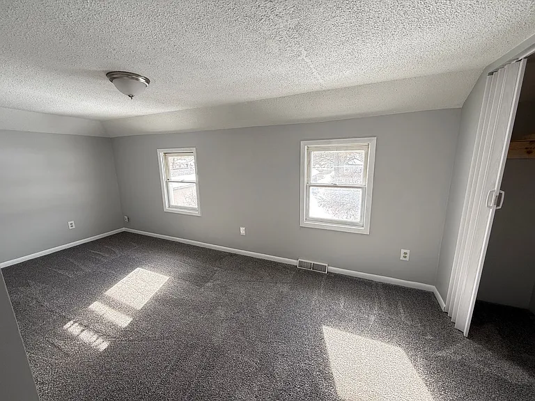 2321 W Main St — Photo 26
