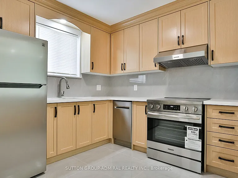 264 McConvey Dr — Photo 7
