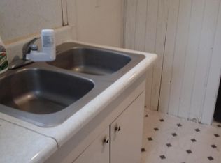 2022 Mackin Rd, Flint, MI 48504