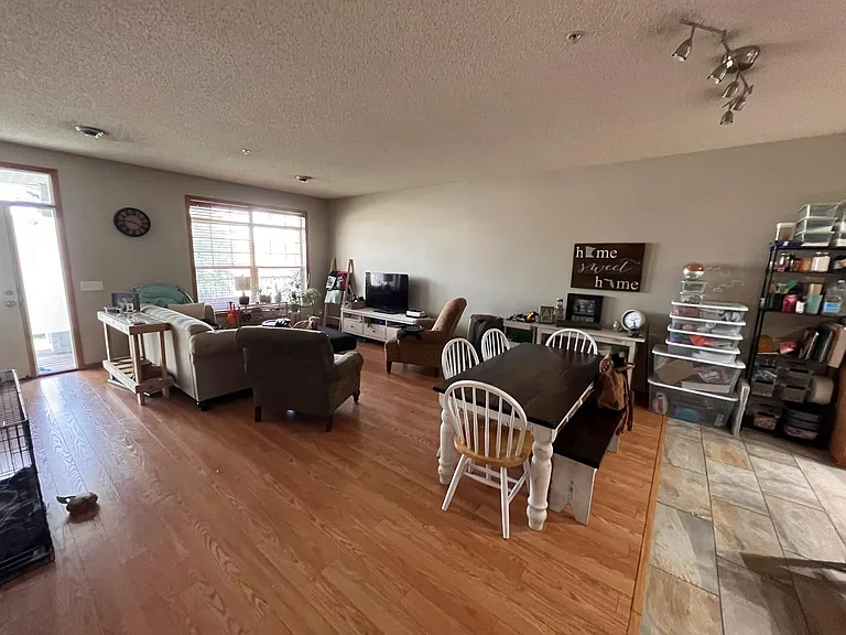 4900 Underwood Ln N #C — Photo 2
