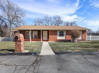 34 Oakwood Dr, Arnold, MO 63010