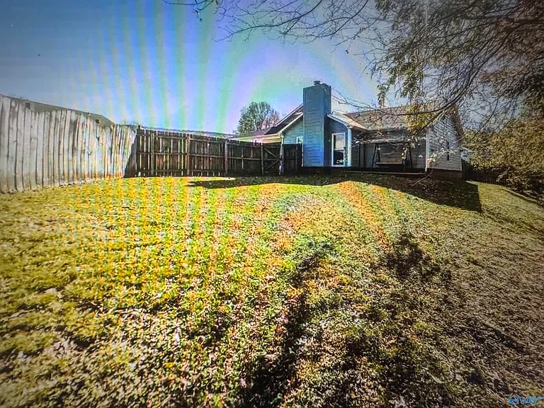 103 Tess Cir NE — Photo 3