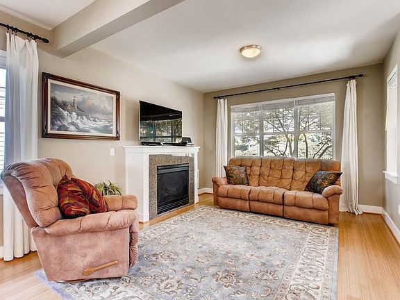 4th image of 1753 27th Ln NE