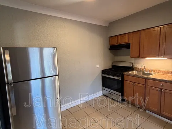 9453 S Loomis St, Chicago, IL