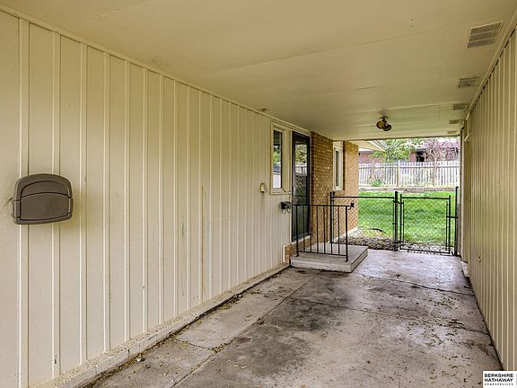 4th image of 8516 Templeton Dr