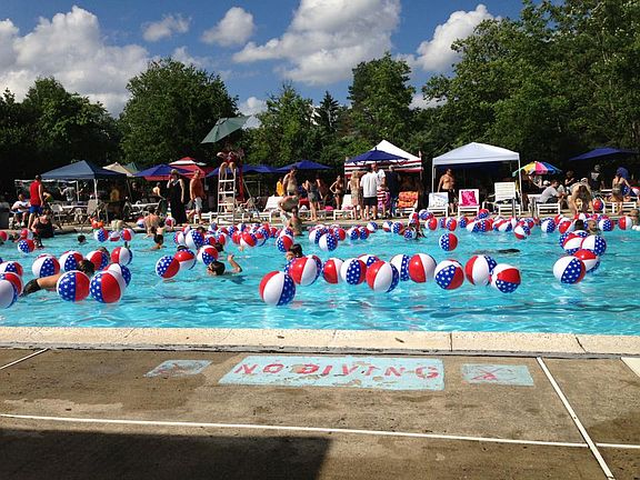 Lakeridge Communiy Pool