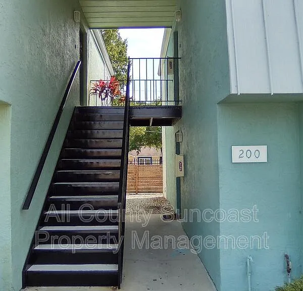 7450 35th St N #901 — Photo 3