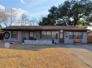 1814 Highland Dr, Carrollton, TX 75006