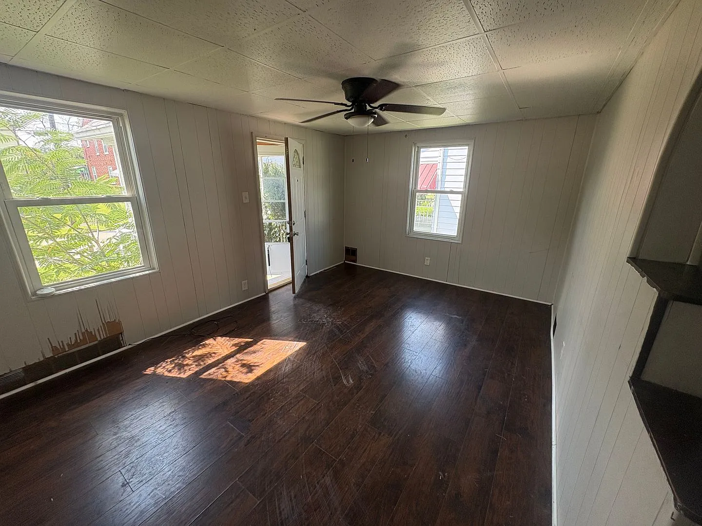 920 Vankirk Street Clairton, Pa 15025 2 Bed 1 Bath Townhome For Rent — Photo 3