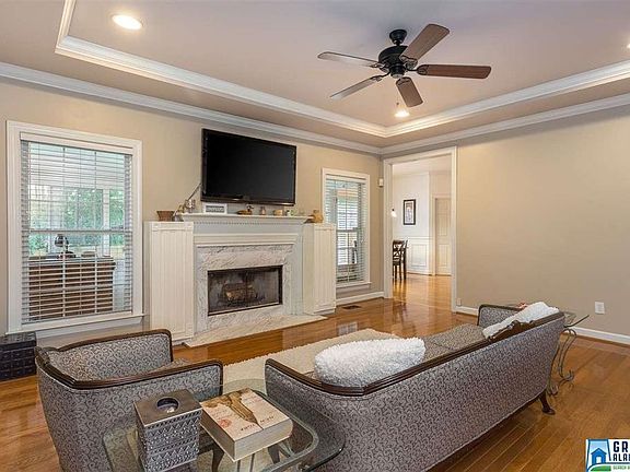 4th image of 8075 Carrington Dr