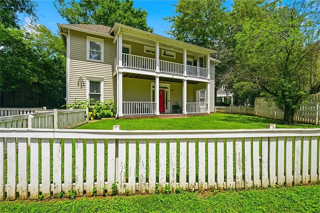2 bed, 2.5 bath, 1264 sqft, $2,600 — Photo 2