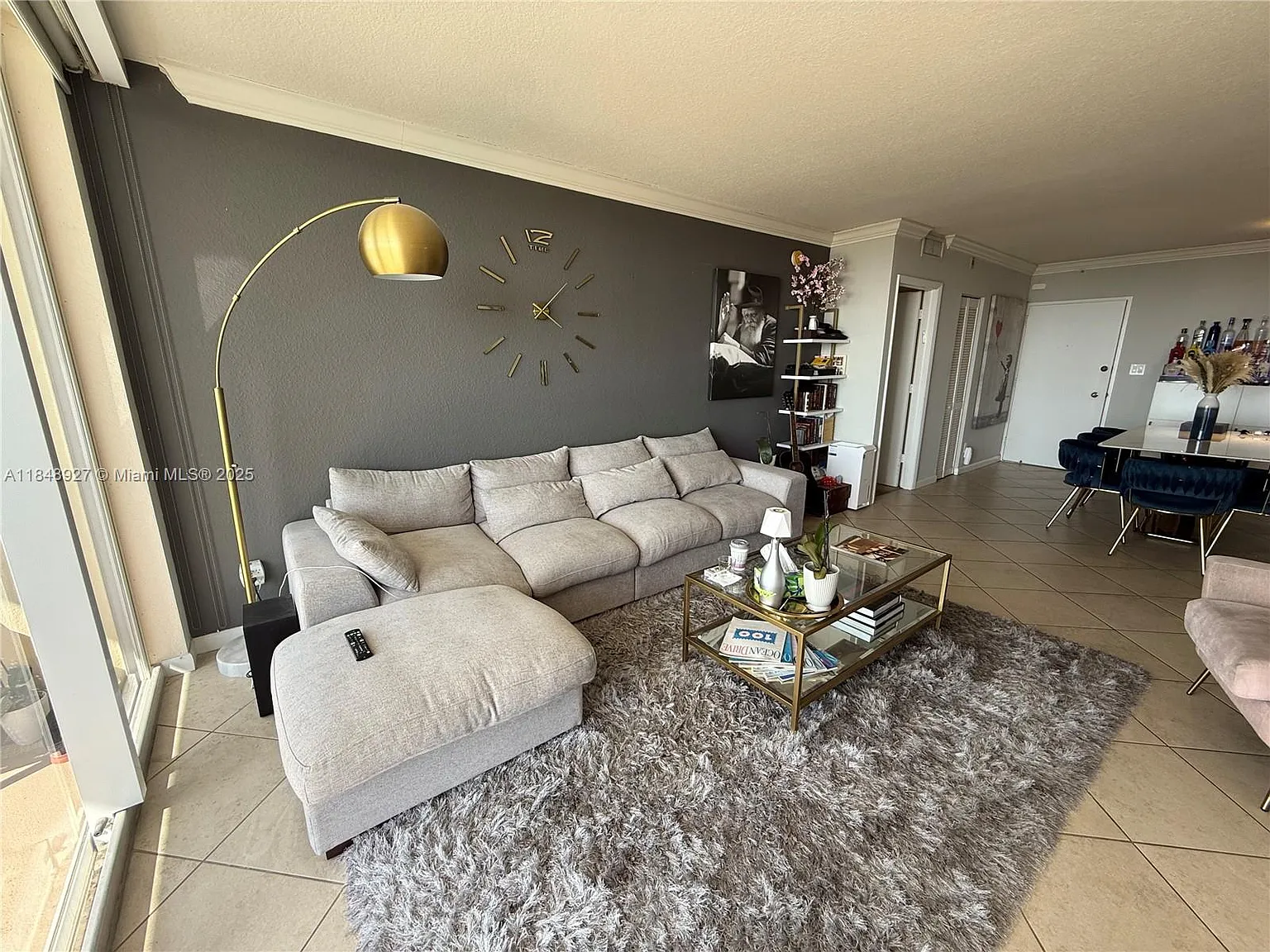 2 bed, 1270 sqft, $3,800 — Photo 2