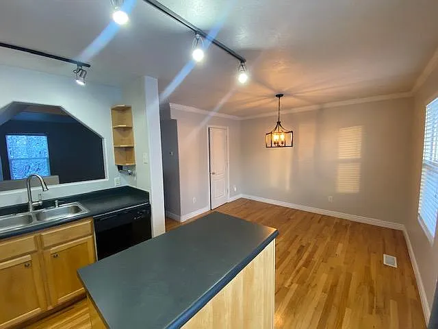 354 E Braidhill Dr — Photo 10