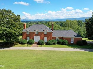 1906 E Westwood Dr, Maryville, TN 37803